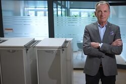 Dr.Kletzander bei Monitor